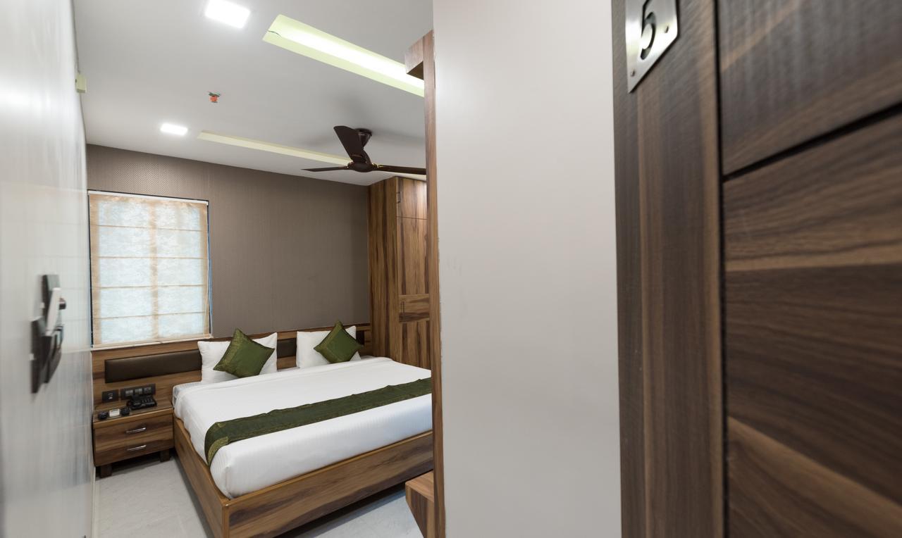Treebo Trend Glorious Rim Rocks Palace Calcutta Buitenkant foto