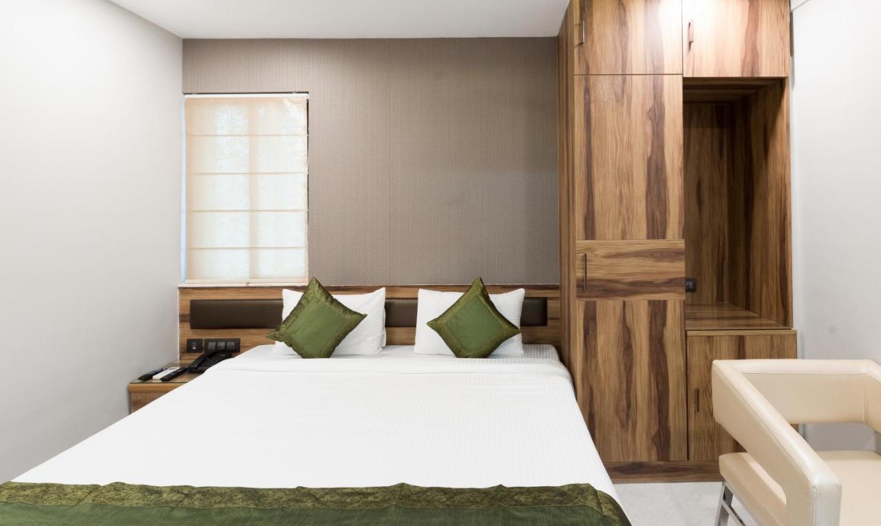 Treebo Trend Glorious Rim Rocks Palace Calcutta Buitenkant foto