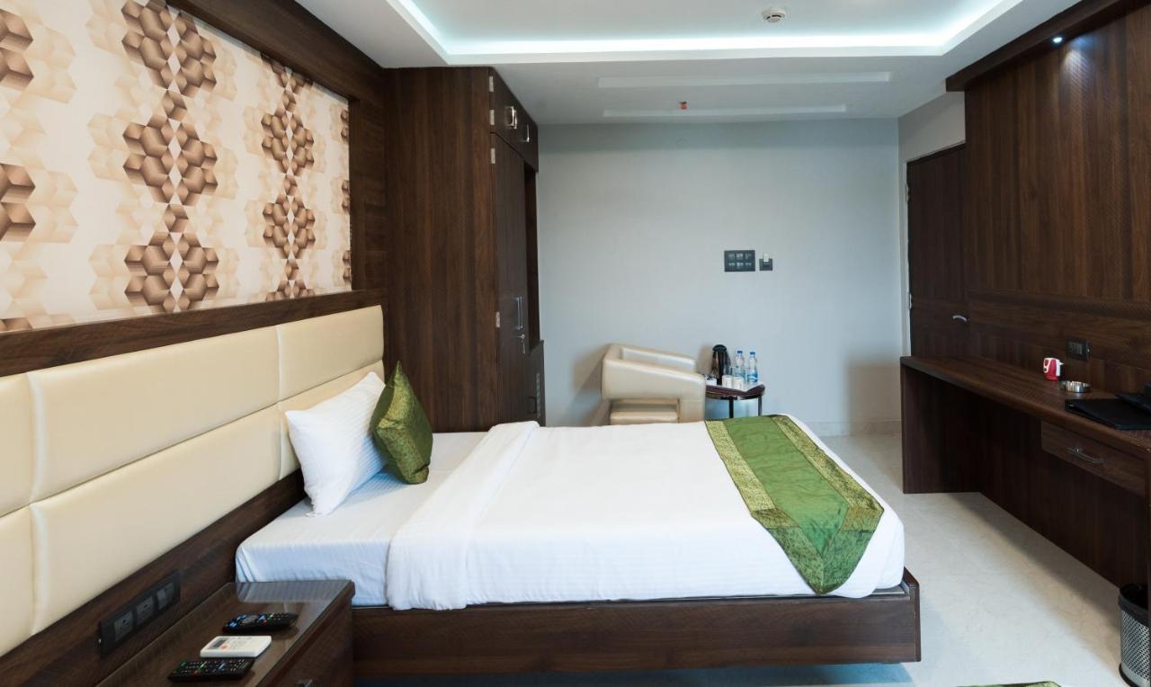 Treebo Trend Glorious Rim Rocks Palace Calcutta Buitenkant foto